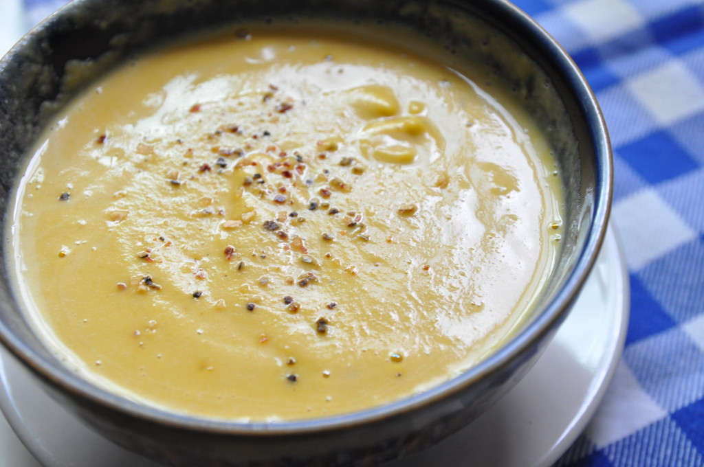 How To Make Roasted Pumpkin Soup | Vegan Fall Recipe