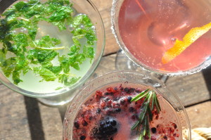 How To Make 3 Champagne Cocktails For New Year's Eve
