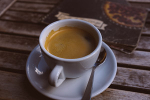 How To Make Homemade Kahlua (Coffee Liqueur)