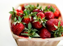 How to Make Strawberry Fruit Leather | Homemade Fruit Roll-Ups