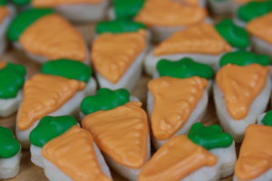How To Make Mini Carrot Cookies | Easy Easter Recipe