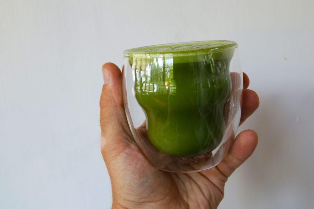 How to Make A Matcha Latte Using A Blender | Easy Vegan Recipe